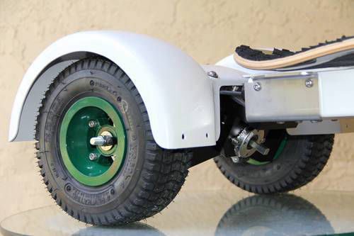 Turf tyre that treads lightly on the grass
